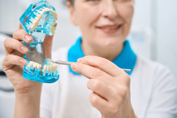 Dantų implantacija: ką mokytojai turėtų žinoti apie burnos sveikatą ir jos įtaką mokymosi procesui