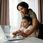 Kaip sukurti elektroninę parduotuvę mokytojams ir pedagogams: nuo nišos pasirinkimo iki pirmųjų pardavimų per 30 dienų